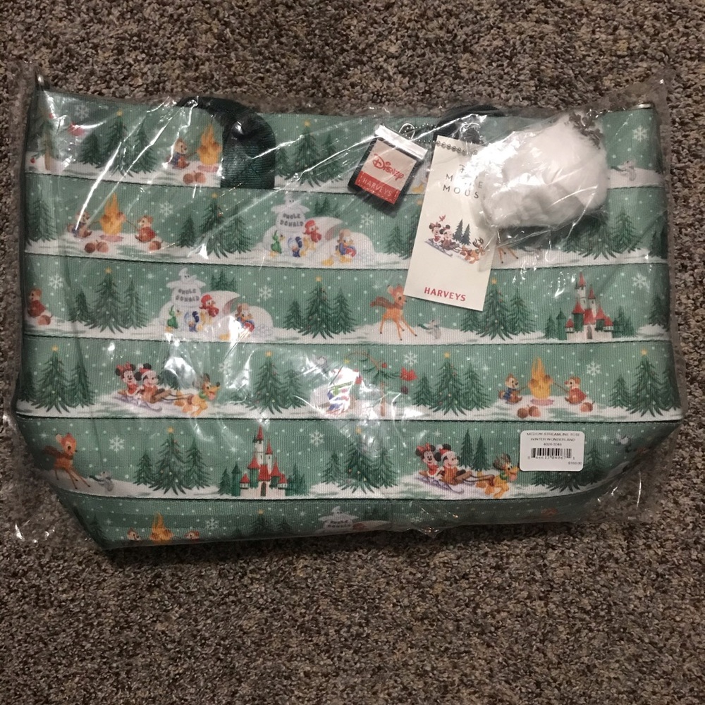 Disney Harvey Seatbelt Winter Wonderland MSL Tote